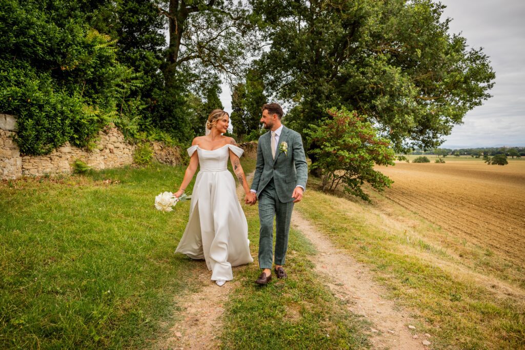 Le mariage de Eleonore et Louis au Château de Saint-Jean-des-Plats