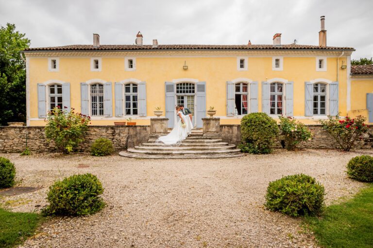 Le mariage de Eleonore et Louis au Château de Saint-Jean-des-Plats