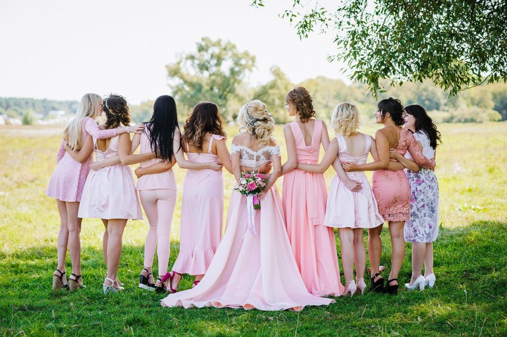 La robe blanche le jour J : Obligation ou choix personnel pour votre mariage ?