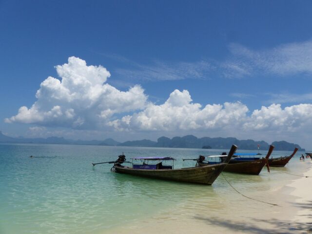 Voyage de Noce en Thaïlande : Pourquoi C’est L’Étape Magique de Votre Tour du Monde en Amoureux